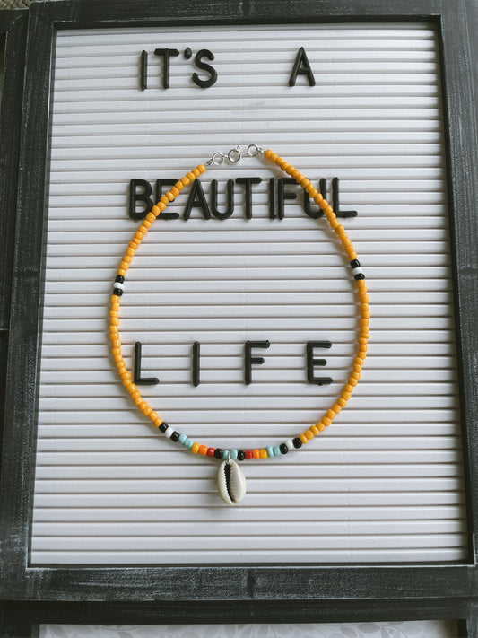 Sunset shell choker